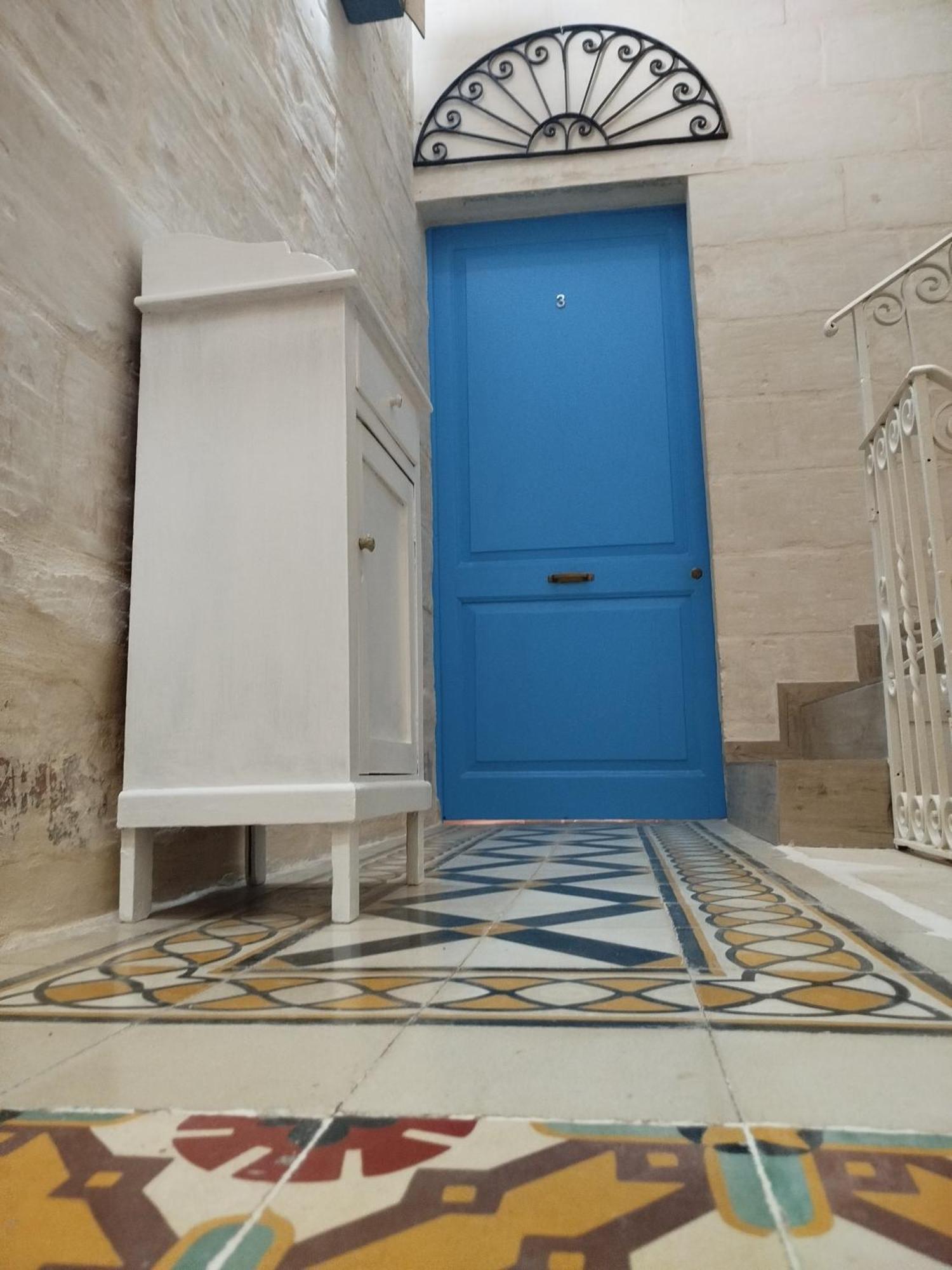 Limestone Sun Suites Sliema Exterior photo