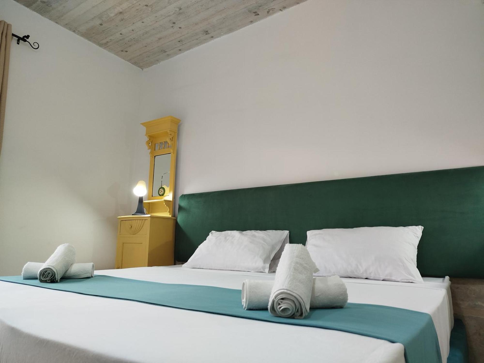Limestone Sun Suites Sliema Room photo