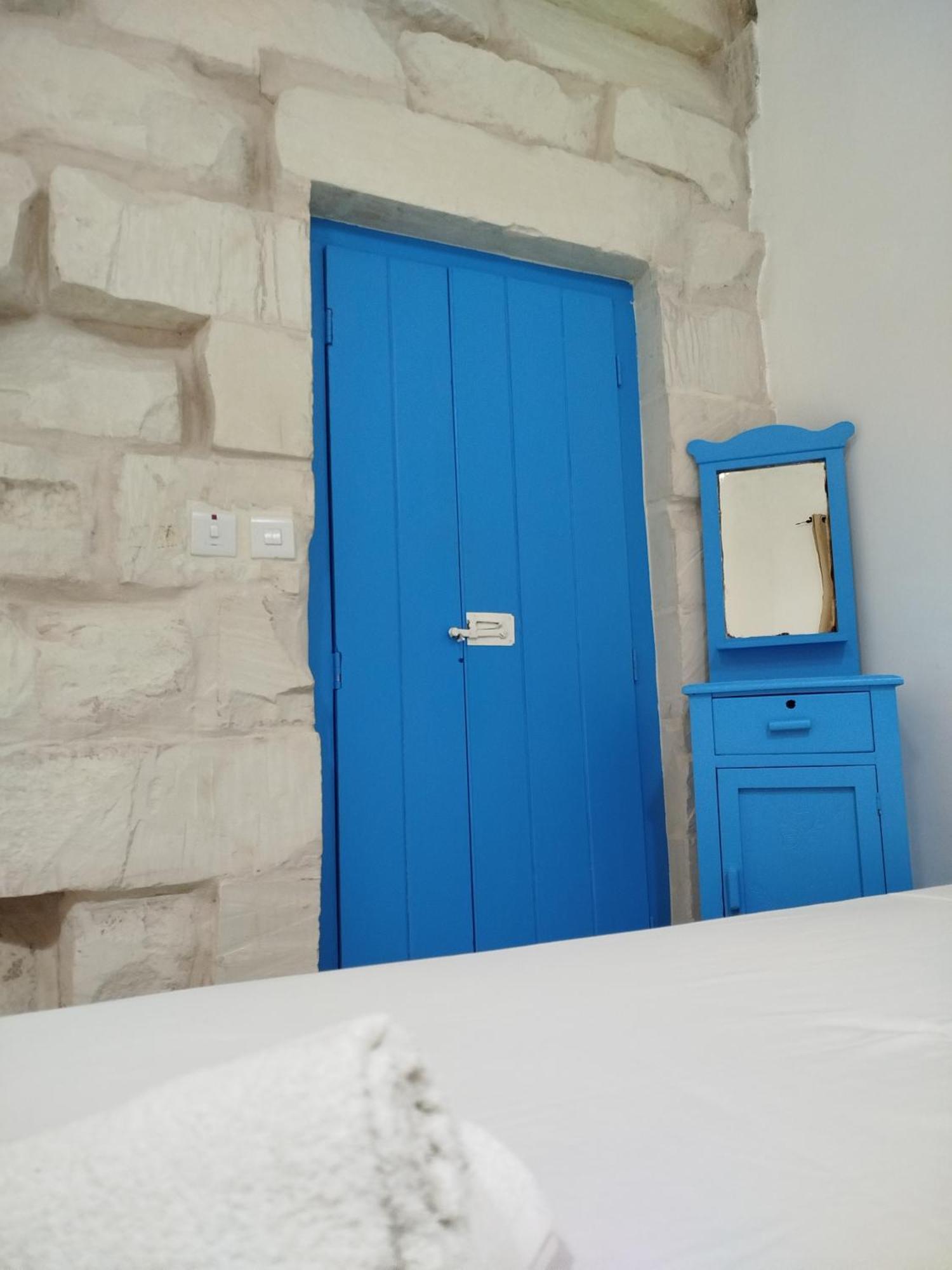 Limestone Sun Suites Sliema Room photo